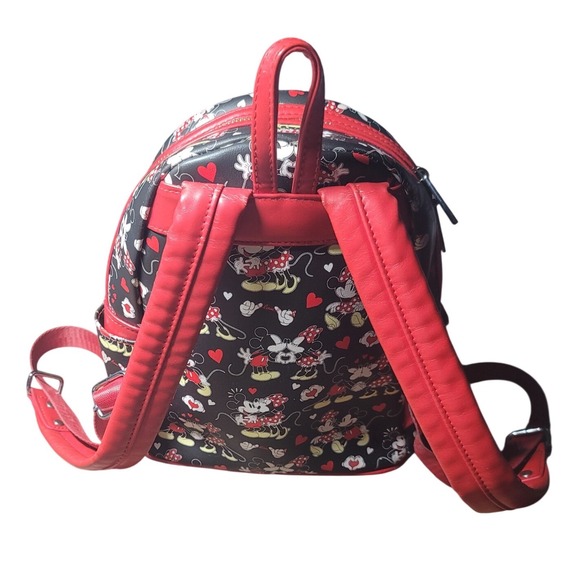 Loungefly Disney Mickey and Minnie Heart‎ Hands backpack main image 12